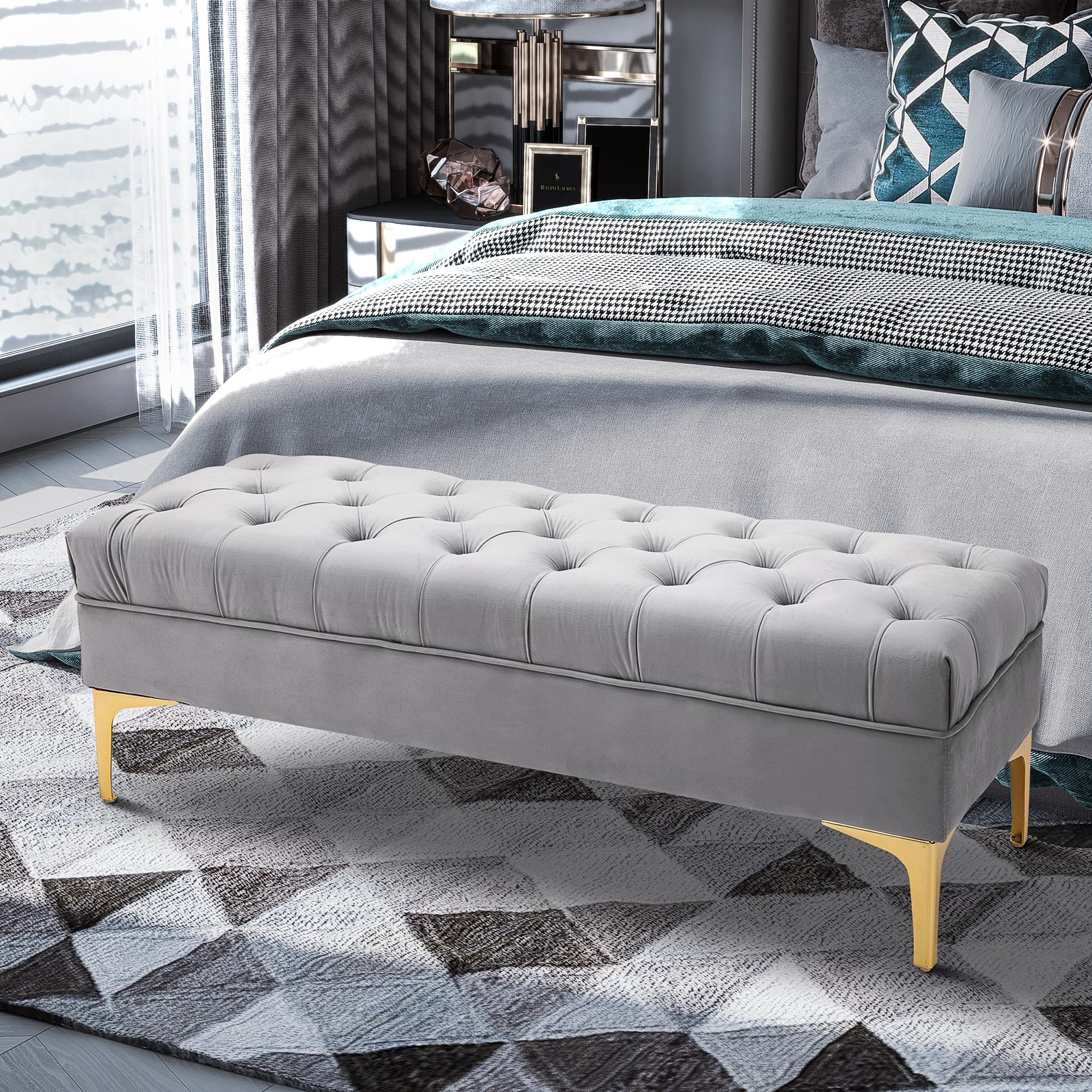 Banc banquette capitonnée bout de lit style classique chic dim. 118L x 45l x 42H cm piètement métal doré velours gris clair - Image 3