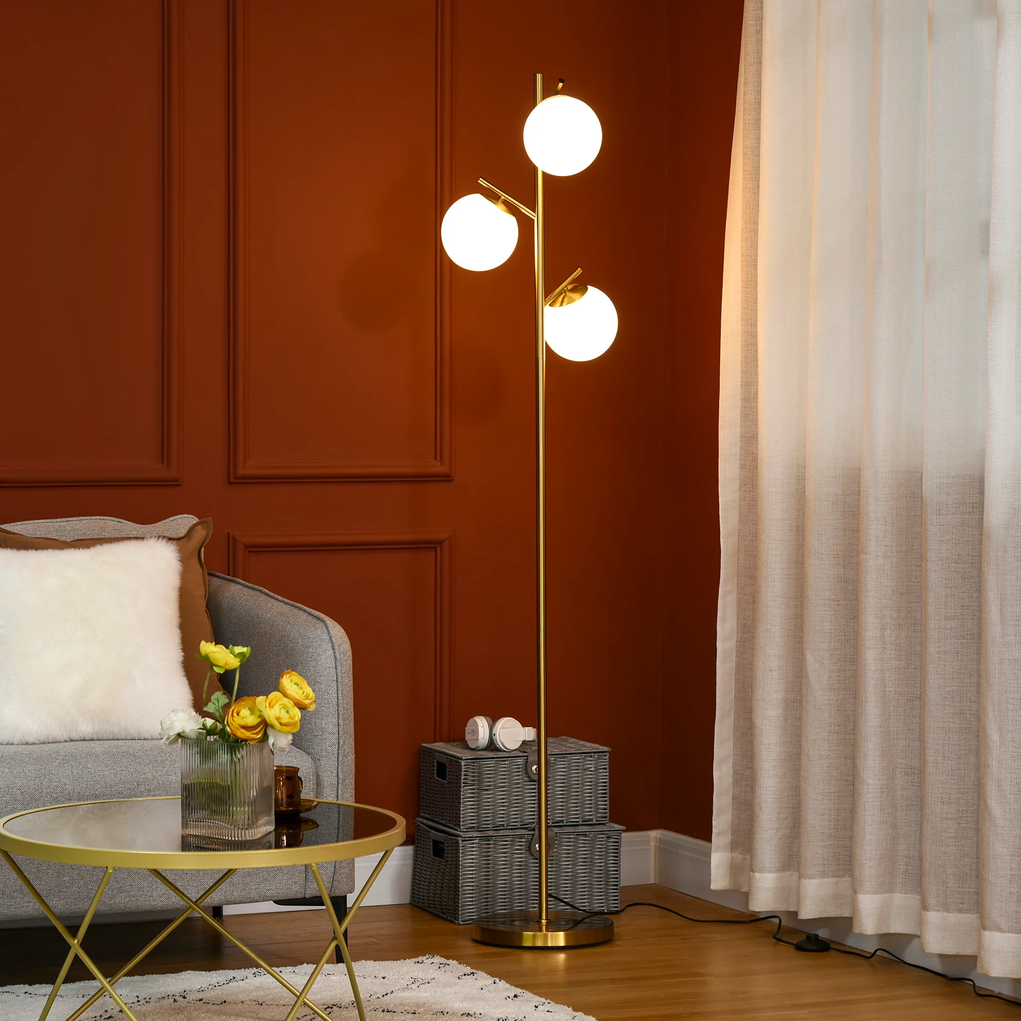 Lampadaire sur pied salon en métal doré avec 3 abat-jours globe blanc verre dépoli - 40W - ? 27 x 169 cm doré - Image 3