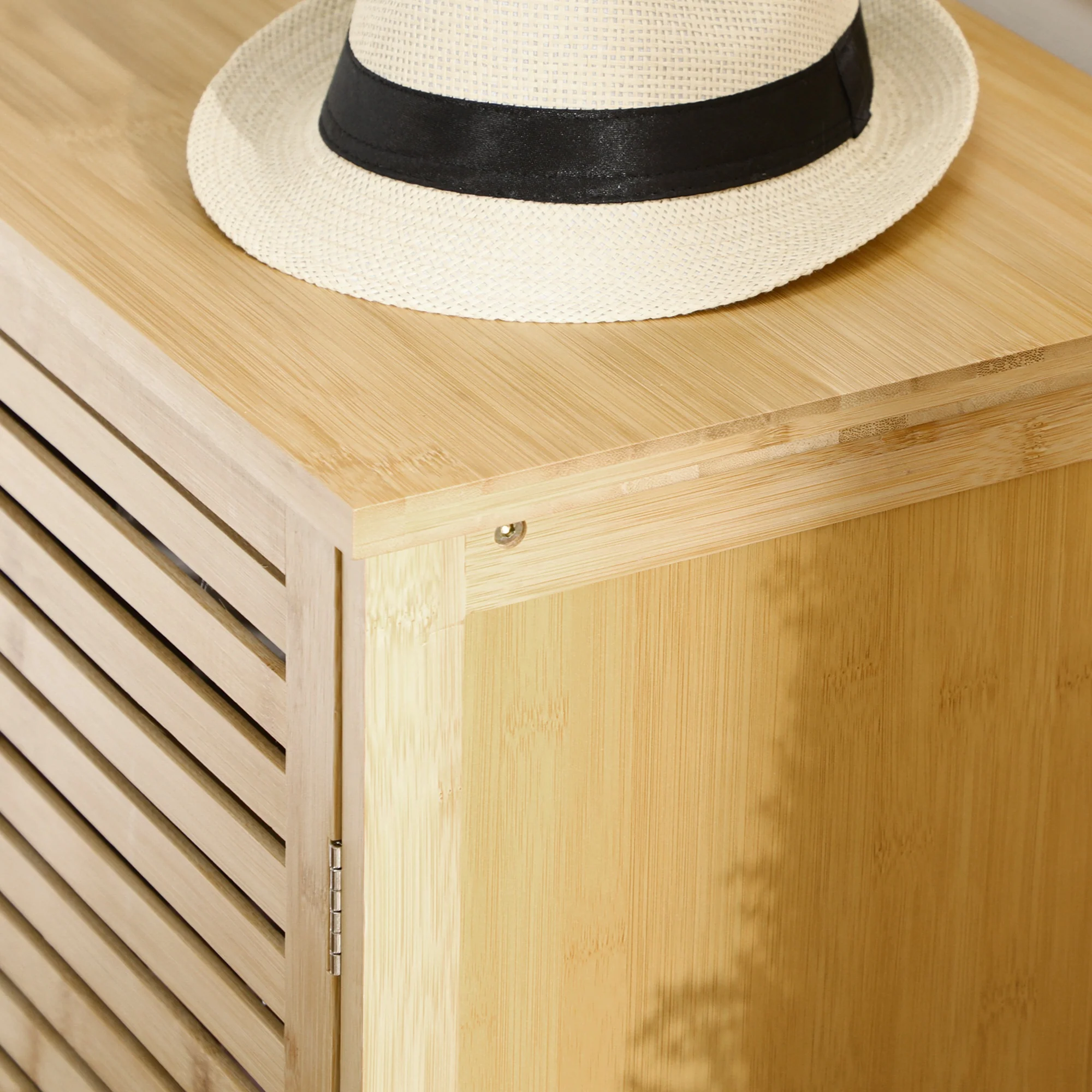 Meuble à chaussures armoire à chaussures style naturel - 3 portes ajourées et étagères en bambou - dim. 100L x 35l x 80H cm bois naturel - Image 9