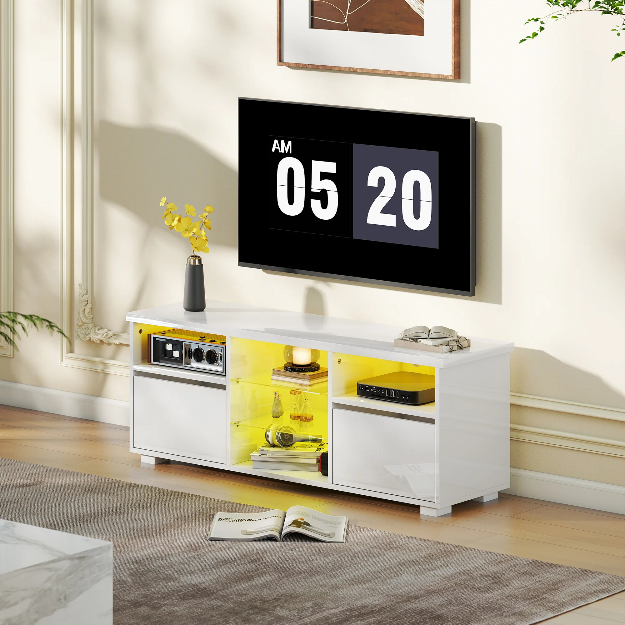 Meuble TV 120 cm, meuble télé pour téléviseur jusqu'à 55 pouces avec éclairage LED et télécommande, étagères en verre réglables, compartiments ouverts et passe-câbles, banc TV pour salon blanc - Image 9