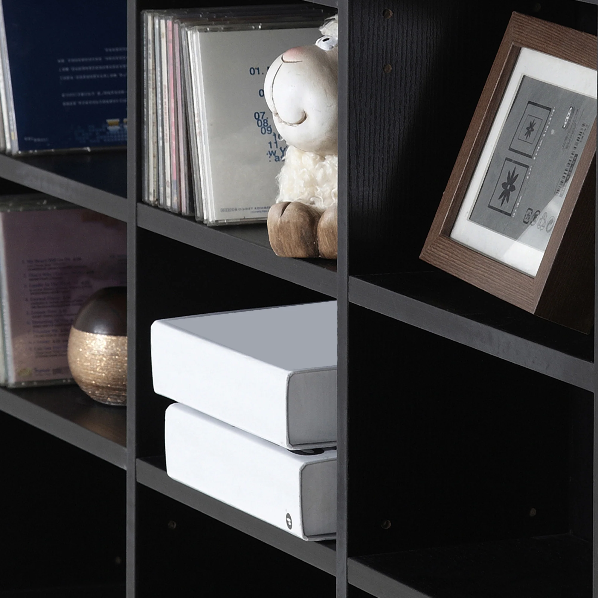 Rangements pour CD et DVD, étagère rangement, capacité max. 1116 CD/528 DVD, 36 compartiments et étagères réglables, pour bureau, salon, chambre, 102 x 23,5 x 195 cm, noir - Image 9
