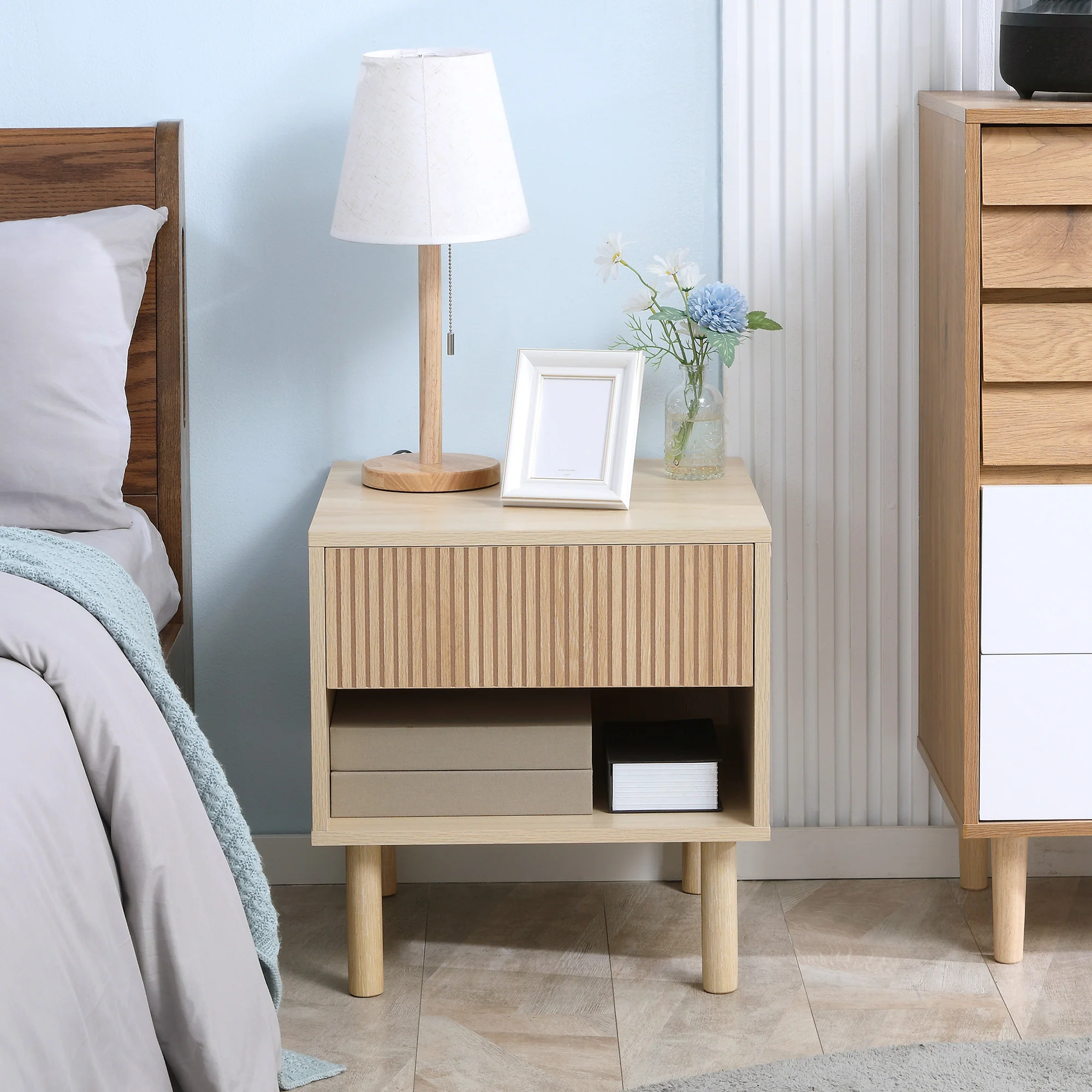 Table de chevet table de nuit avec tiroirs et niches, table d'appoint style moderne pour chambre à coucher, salon, dim. 47 x 47 x 50 cm, finition bois naturel - Image 8